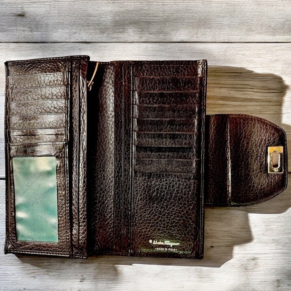 Salvatore Ferragamo Flap Long Wallet - Picture 5 of 10